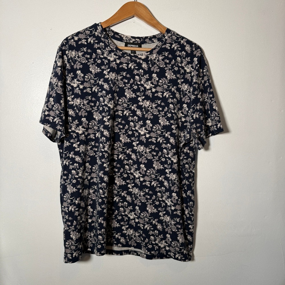 Express Mens XL Navy Blue Floral Print Short Sleeve Crewneck T-Shirt Tee